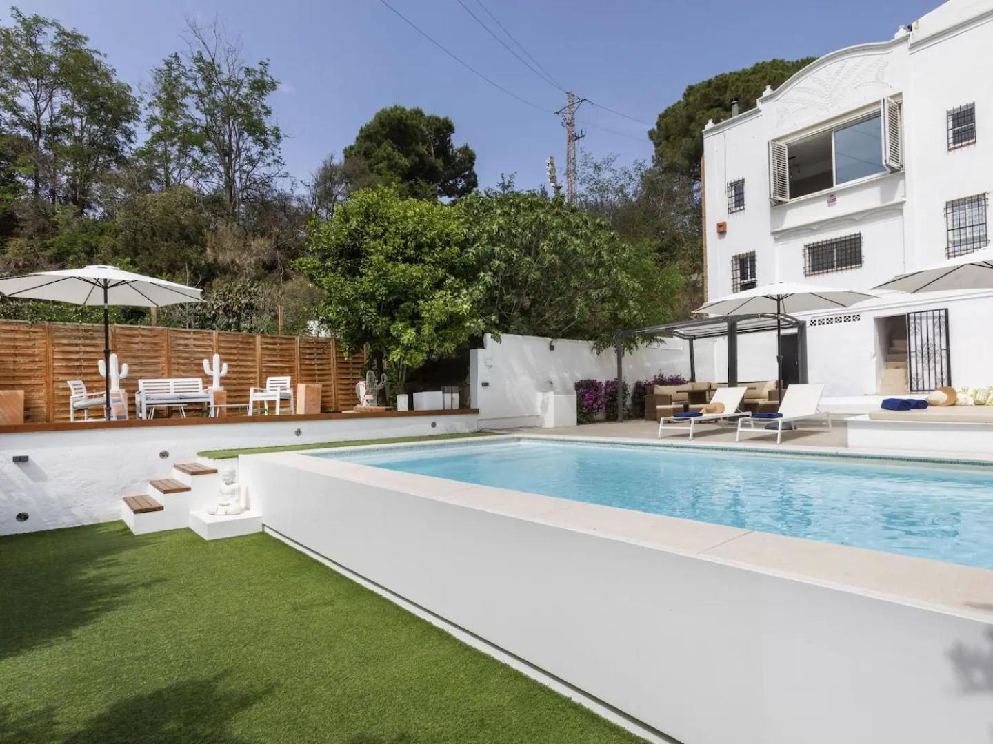 Casa Canyet Con Piscina A Un Paso De Barcelona Y La Playa 바달로나 외부 사진